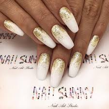 If you are confused between the stiletto and square shape, you can choose coffin/ballerina shape to settle the dispute. True Embellishments For Your Coffin Nails