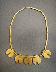It encompasses the early mycenaean age, the minoan period, the classical greek period and the hellenistic period of greek culture. Parity Famous Greek Jewelry Designers Up To 68 Off