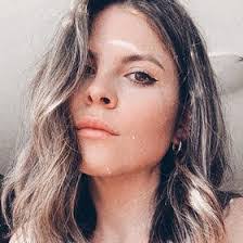 Tamara Krahn's Instagram, Twitter & Facebook