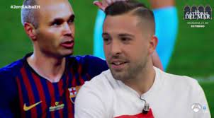 Jordi alba , futbolista del fc barcelona y se la selección española, muestra una nueva imagen con este trasplante de pelo jordi alba se suma a la lista de futbolistas que se han sometido a un injerto. Jordi Alba Confiesa El Dia Que Hizo Su Mayor Ridiculo En El Hormiguero