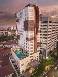 (now archaic or historical) a (male) ruler. Crown Prince Surabaya City Center Surabaya Harga Hotel Terbaru Di Traveloka