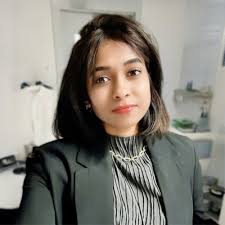 I remember so clearly how I came to Singapore 20 years ago with so much  homesickness and no intention of settling. But love and friendship changed  my mind and I was so