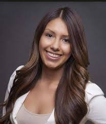 Sarai Velarde's Instagram, Twitter & Facebook