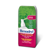 Allergic symptoms include itching, sneezing, nasal congestion, and headaches. Benadryl Triple Action Itch Relief Spray Soothes Pain