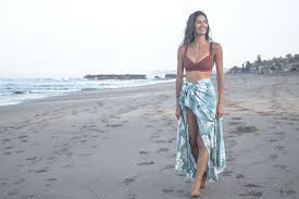 Be the first to review sarong yoga cancel reply. Baliefs Sarongs Wegen Weltschmerz Zum Nachhaltigen Modellabel Auf Bali Indojunkie