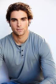 Cameron Somers's Instagram, Twitter & Facebook