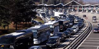 Jeter megot par la fenetre. Risque D Incendie Un Automobiliste Sur Six Jette Son Megot Par La Fenetre Sur Le Chemin Des Vacances