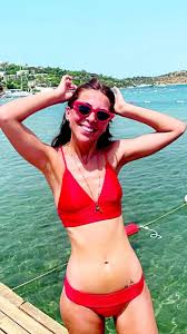 Mevsimlik İşçi on Twitter Ecem Özkaya ve Burcu Biricik muhteşem | Hot Sex  Picture