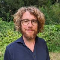 30+ "Andrew Purves" profiles