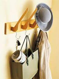 Garderobenständer aus hockern | diy einfach kreativ. Kleiderstander Selber Bauen 25 Diy Garderobenstander Selbstgebauter Kleiderstander Kleiderstander Selber Bauen Kleiderbugel Holz