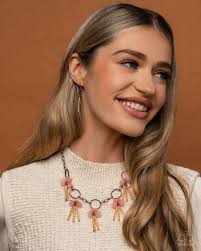 Sneek peeks 🫣 releasing in under an hour!!!