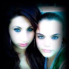 Neva Powell's Instagram, Twitter & Facebook