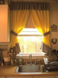 choosing curtains for your kitchen