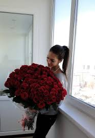 22 Awesome Big Rose Bouquets Stylish Eve Rose Bouquet Rose Valentines