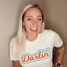 Nicole Holston's Instagram, Twitter & Facebook