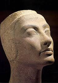 Neferare was An egyptian Princess of the ,18th dynasty she was daugher of  two pharaoh Hatshepsut and Thutmosell
