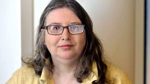 Rebecca Mott's Instagram, Twitter & Facebook