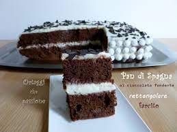 Pan di spagna classico torte al cioccolato base alle mandorle per creme: Pan Di Spagna Al Cioccolato Torta Rettangolare Ricetta Dosi