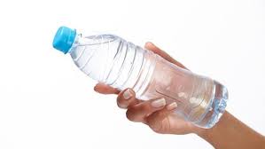 Beli botol minum air mancur online berkualitas dengan harga murah terbaru 2021 di tokopedia! Hiasan Botol Air Minuman Dlalam Kereta