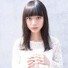 セミロングの髪型だから似合う 次のイメチェンヘア候補リスト hair 似合う前髪 前髪カタログ 厚い前髪