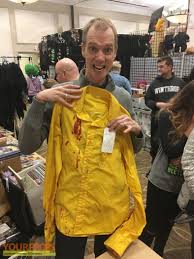 The ice cream man (doug jones) arrives at the diner and michael (paul bettany) shoots it dead. Legion Ice Cream Man S Doug Jones Bloody Screen Worn Shirt Original Movie Costume
