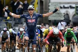 Geraint thomas is one of several riders involved in crashes as tim merlier wins a dramatic stage three of the tour de france. 2gp3cywiyh5bjm