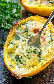Cheesy Garlic Parmesan Spinach Spaghetti Squash Recipe In 2021 Vegetarian Recipes Easy Squash Recipes Vegetarian Recipes Healthy