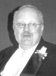 Mike Garske's Instagram, Twitter & Facebook