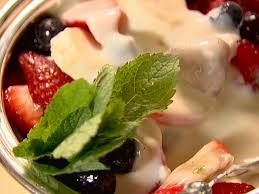 Fruit Salad With Limoncello From Foodnetwork Com Rezepte Obstsalat Fingerfood
