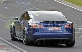 Primarily, tesla did two things to improve heat transfer. Tesla Model S Plaid May Be Required To Use A Parachute When Racing In Drag Strips
