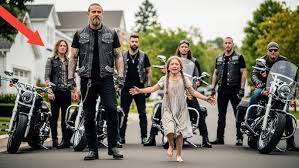 Little Girl Ran to the Bikers Crying, “They're Beating My Mama!” What the Bikers Did Next Shocked.. - YouTube