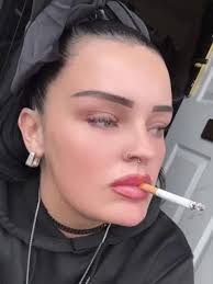 Meet Lancashire mum of seven Laura Birchall whose hilarious council estate  TikToks have went viral 😂👏