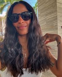 Nadia Bibbs's Instagram, Twitter & Facebook