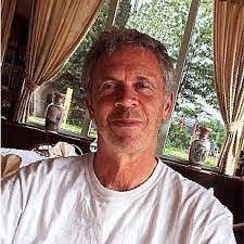 Paul Kemmer's Instagram, Twitter & Facebook