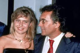Durante i giorni che hanno visto impegnate le forze dell'ordine americane nella il 27 gennaio 1994 albano e romina hanno partecipato al programma americas most wanted, durante il. Albano Carrisi Nessuna Speranza Ylenia E Morta Lo So Per Certo Romina Power Non Si Da Pace Controcopertina Com