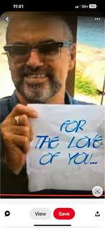 Happy Tuesday Lovelies; stay hydrated 💜