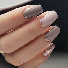 Enjoy these 42 classy white nail art ideas collection and go out there and have some pure white fun. Business Tomato Idee Per Unghie Unghie Semplici Ed Eleganti Unghie