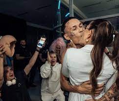 Jun 07, 2021 · ольга бузова за полмиллиона рублей сыграет и споет в спектакле мхат им. Morgenshtern Sdelal Predlozhenie Dilare Muzyka Pervogo