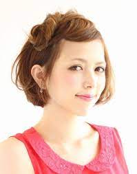 ボブのかわいい前髪アレンジ ショート ヘアアレンジ 結婚式 ショート ショート 結婚式