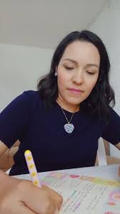 ✍️En este enriquecedor ejercicio podrás prestar atención y entrar en  contacto con tu niño interior. Pero también te brinda la oportunidad de  decirle que podrías cuidar de él/ella siendo el adulto que ...