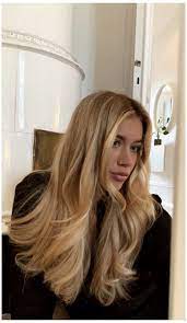 Blonde Hair Hair Inspiration Blonde Short Loose Waves Hairstyle Blonde Hair Inspirations Blonde Hair Inspiration Blonde Hair Looks Hair Inspiration