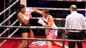 Due to the repetitive blows to the head, boxers are often victims of concussions. My3nsy9xnplodm