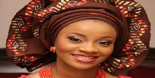Sanjana rishi hivi karibuni aliamua kuvalia suti katika harusi yake badala ya. Mtindo Wa Kilemba Unavyowapendeza Mabibi Harusi Mwananchi