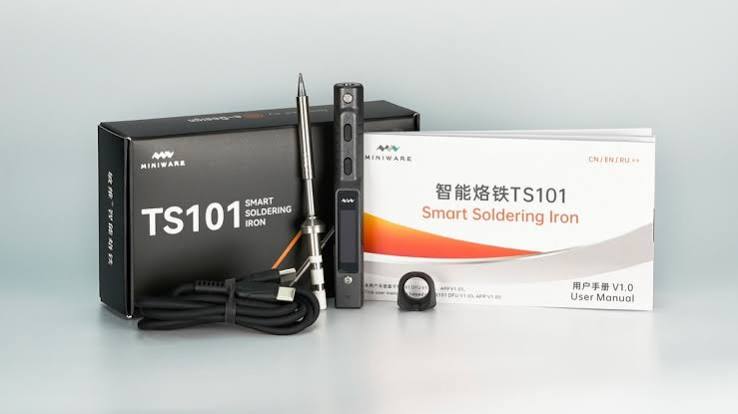 Smart Soldering Iron view 3