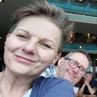 40+ "Julia Snowden" profiles