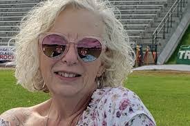 Lavonne Miller's Instagram, Twitter & Facebook