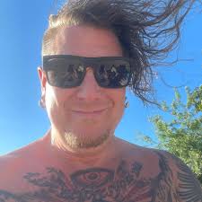 Rave me a place to buy white grapefruits. I can only find pink!