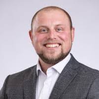 Brian Lindahl's Instagram, Twitter & Facebook