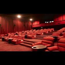 Golden Village Cinema Singapore With A Concierge Service 56 Plush Lounge Chairs And Wine At The Push Of The Button This Movie Theater Cinema Theatre Movies