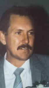 Help restoring old family photo?